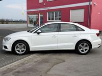 Używany Audi A3 Ambiente 116 KM (85 kW) 2017 Biały Sedan/Limuzyna