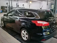 Gebraucht Ford Focus 116 PS (85 kW) 2012 Schwarz Limousine