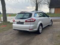 Gebraucht Ford Mondeo Trend 160 PS (117 kW) 2011 Silber Limousine