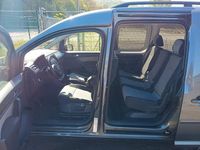 Usata VW Caddy Highline 150 CV (110 kW) 2018 Grigio Monovolume