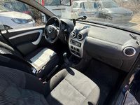 Gebraucht Dacia Sandero 75 PS (55 kW) 2009 Blau Kombi