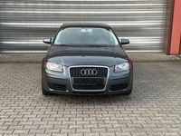 gebraucht Audi A3 Sportback 2.0 TDI Attraction