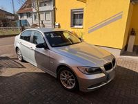 Gebraucht BMW 320 150 PS (110 kW) 2005 Silber Limousine