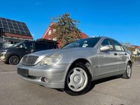 Gebraucht Mercedes C200 163 PS (119 kW) 2011 Silber Limousine