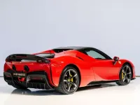 Second-hand Ferrari SF90 999 CP (734 kW) 2026 Roșu Cabrio