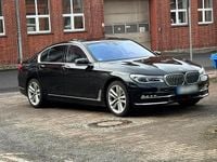 Gebraucht BMW 730 265 PS (194 kW) 2018 Schwarz Limousine