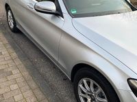 Gebraucht Mercedes 220 170 PS (125 kW) 2015 Silber Kombi
