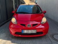 Gebraucht Toyota Aygo 70 PS (51 kW) 2007 Rot Kleinwagen
