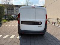 Gebraucht Fiat Doblò 90 PS (66 kW) 2015 Weiß Van / Kleinbus