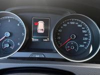 Gebraucht VW Golf VII 150 PS (110 kW) 2017 Gold Kombi