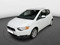 Begagnad Mitsubishi Colt 75 HK (55 kW) 2012 Vit Halvkombi