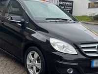 Gebraucht Mercedes B160 95 PS (69 kW) 2011 Schwarz Van / Kleinbus