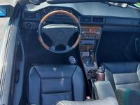 Gebraucht Mercedes E320 220 PS (161 kW) 1994 Silber Cabrio