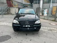 Gebraucht Mercedes ML270 163 PS (119 kW) 2003 Schwarz SUV