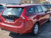 Używany Volvo V60 190 KM (139 kW) 2014 Czerwony Kombi