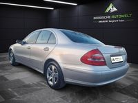Gebraucht Mercedes E240 Avantgarde 177 PS (130 kW) 2003 Silber Limousine