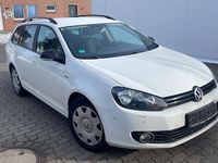 Gebraucht VW Golf VII Match 105 PS (77 kW) 2013 Weiß Kombi