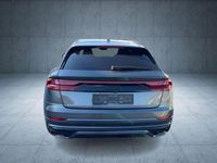 Gebraucht Audi Q8 S-Line 381 PS (280 kW) 2022 Grau SUV