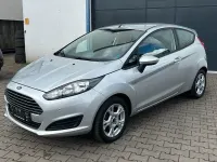 Gebraucht Ford Fiesta Champions Edition 80 PS (58 kW) 2013 Silber Limousine