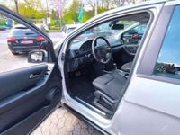 Gebraucht Mercedes A180 109 PS (80 kW) 2012 Polarsilber  metalliclack Kleinwagen