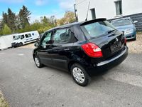 Second-hand Skoda Fabia 60 CP (44 kW) 2009 Negru Hatchback