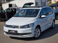 Gebraucht VW Touran 150 PS (110 kW) 2022 Weiß Van / Kleinbus