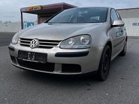 Gebraucht VW Golf V 90 PS (66 kW) 2004 Gelb Kleinwagen