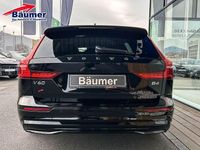 Gebraucht Volvo V60 Plus 197 PS (144 kW) 2025 Schwarz Kombi