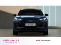 Neu Audi Q6 e-tron Performance 225 kW (306 PS) 2026 Ascariblau metallic SUV