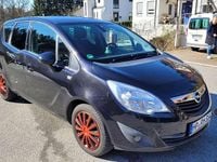 Gebraucht Opel Meriva Edition 120 PS (88 kW) 2011 Van / Kleinbus