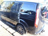 Gebraucht Ford Tourneo Titanium 131 PS (96 kW) 2021 Schwarz Van / Kleinbus