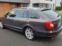 Używany Skoda Superb Elegance 140 KM (102 kW) 2010 Brązowy Kombi