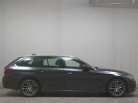 Gebraucht BMW 520 M Sport 190 PS (139 kW) 2023 Grau Kombi