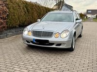 Gebraucht Mercedes E320 204 PS (150 kW) 2003 Grau Kombi