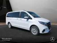 Gebraucht Mercedes V220 163 PS (119 kW) 2025 Weiß Van / Kleinbus