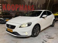 Gebraucht Volvo V40 R-Design 120 PS (88 kW) 2015 Weiß Limousine