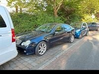 Gebraucht Mercedes C180 143 PS (105 kW) 2005 Blau Coupé