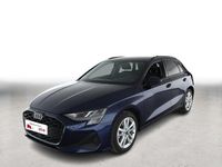 Gebraucht Audi A3 Ambiente 116 PS (85 kW) 2025 Blau Limousine