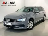 Gebraucht VW Passat Basis 150 PS (110 kW) 2023 Mondsteingrau Kombi