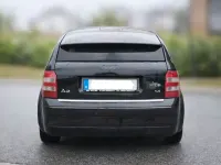 Gebraucht Audi A2 75 PS (55 kW) 2005 Schwarz Kleinwagen