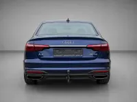 Gebraucht Audi A4 Sport 163 PS (119 kW) 2022 Blau Limousine