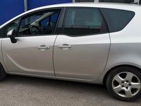 Gebraucht Opel Meriva 140 PS (102 kW) 2012 Silber Van / Kleinbus