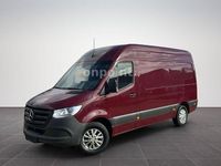Używany Mercedes Sprinter 170 KM (125 kW) 2020 Czerwony Van