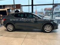 Neu Seat Leon 116 PS (85 kW) 2025 Blau Limousine