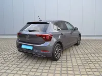 Gebraucht VW Polo IQ Drive 95 PS (69 kW) 2022 Grau (rauchgrau metallic) Limousine