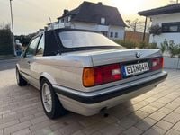 Gebraucht BMW 316 Basis 102 PS (75 kW) 1990 Grau Cabrio