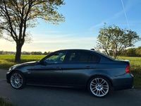 Gebraucht BMW 320 150 PS (110 kW) 2007 Grau Limousine