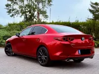 Gebraucht Mazda 3 Selection 186 PS (136 kW) 2022 Rot Limousine
