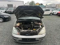 Occasion Ford Focus 101 ch (74 kW) 2004 Gris Berline