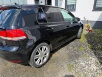 Second-hand VW Golf VI 105 CP (77 kW) 2011 Negru Hatchback